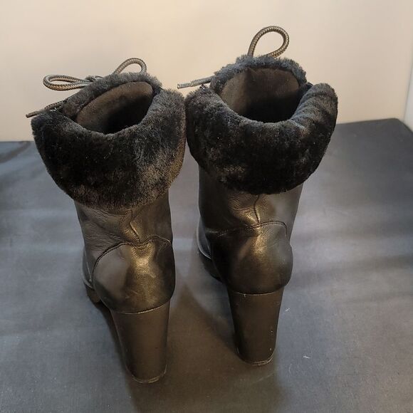 JOHNSON &MURPHY ROCHELLE WOMEN'S LACE-UP BLOCK HEEL BOOT - Picture 6 of 16